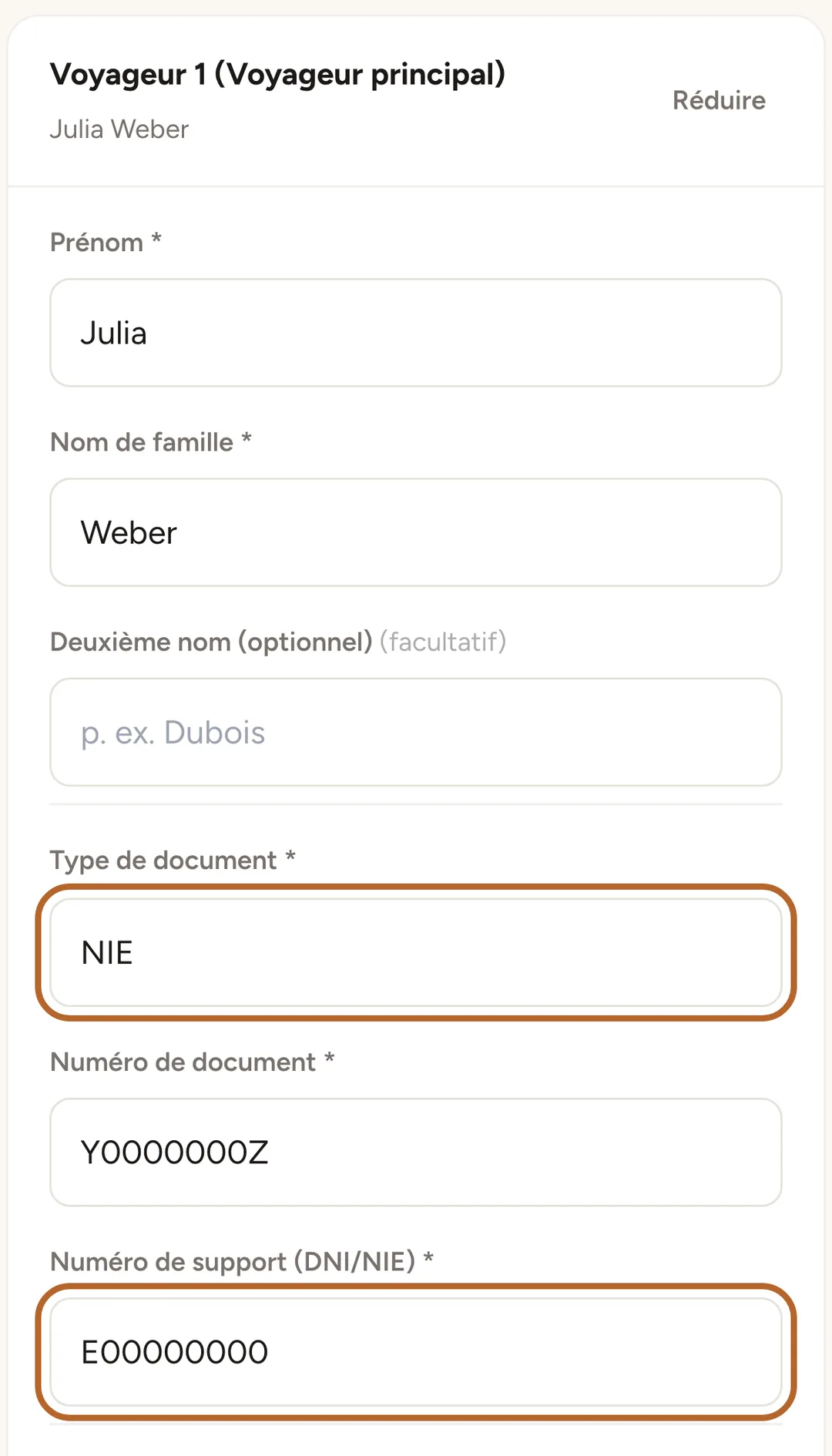 Capture d’écran : Renseignez le voyageur principal